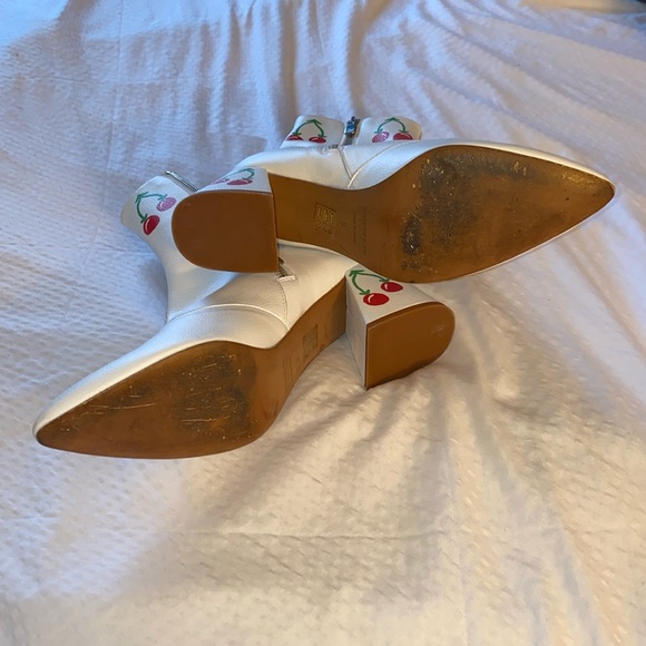 Lightly worn. Thursday Boot Co. White heeled boots with cherries. Size 9. - Picture 7 of 7